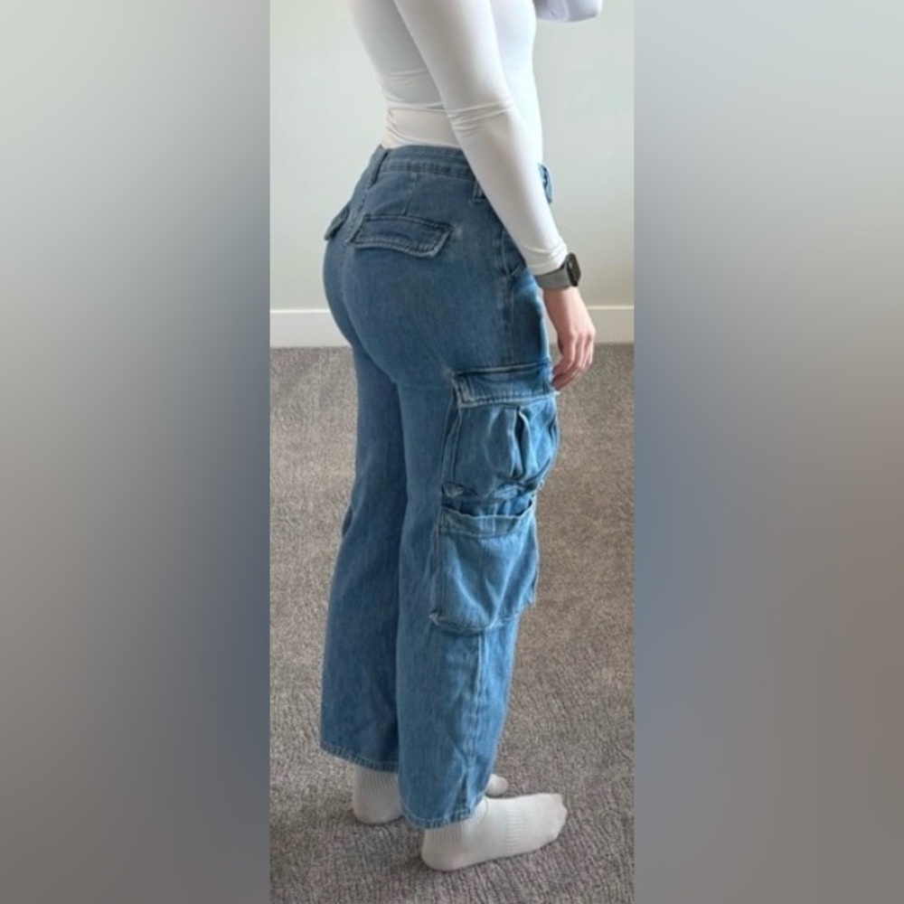 GUESS - CARGO JEANS